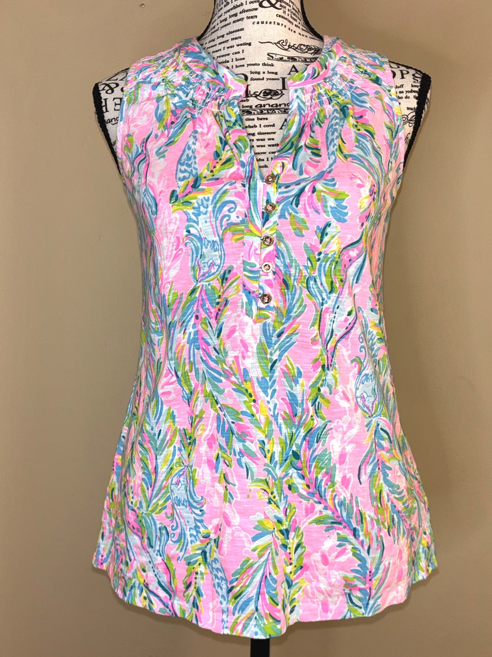 Lilly Pulitzer NWT SMALL Pink Multicolor Sleeveless Printed Button-Front Tank